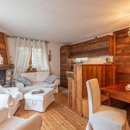 L'Atelier Du Temps - Le Petit Refuge Appartement Конье Экстерьер фото