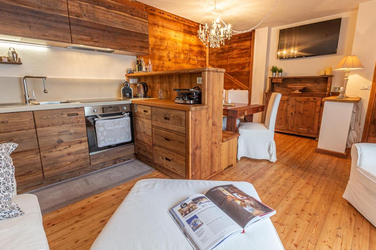 L'Atelier Du Temps - Le Petit Refuge Appartement Конье Экстерьер фото