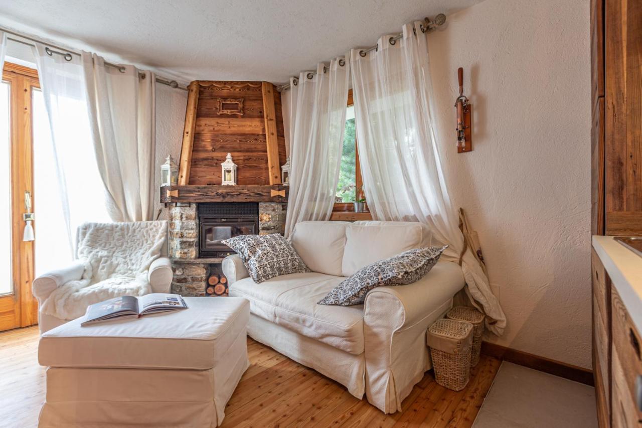 L'Atelier Du Temps - Le Petit Refuge Appartement Конье Экстерьер фото