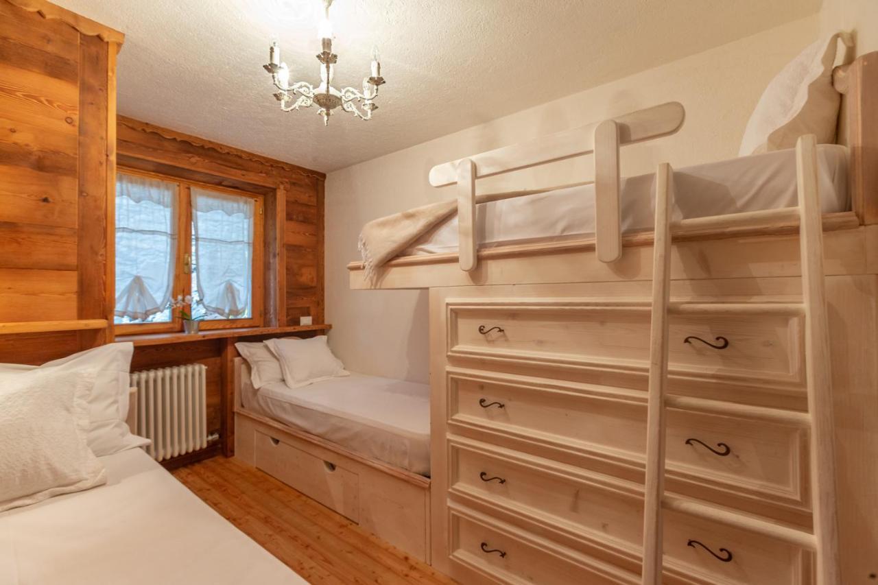 L'Atelier Du Temps - Le Petit Refuge Appartement Конье Экстерьер фото