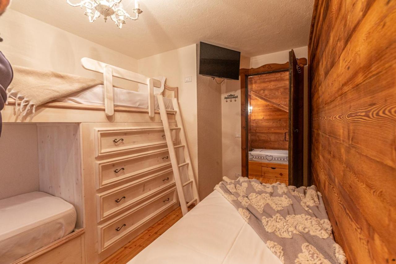 L'Atelier Du Temps - Le Petit Refuge Appartement Конье Экстерьер фото