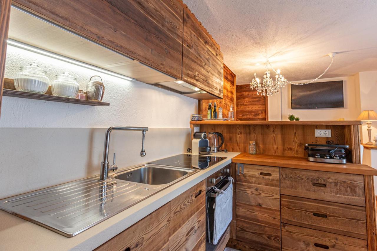 L'Atelier Du Temps - Le Petit Refuge Appartement Конье Экстерьер фото