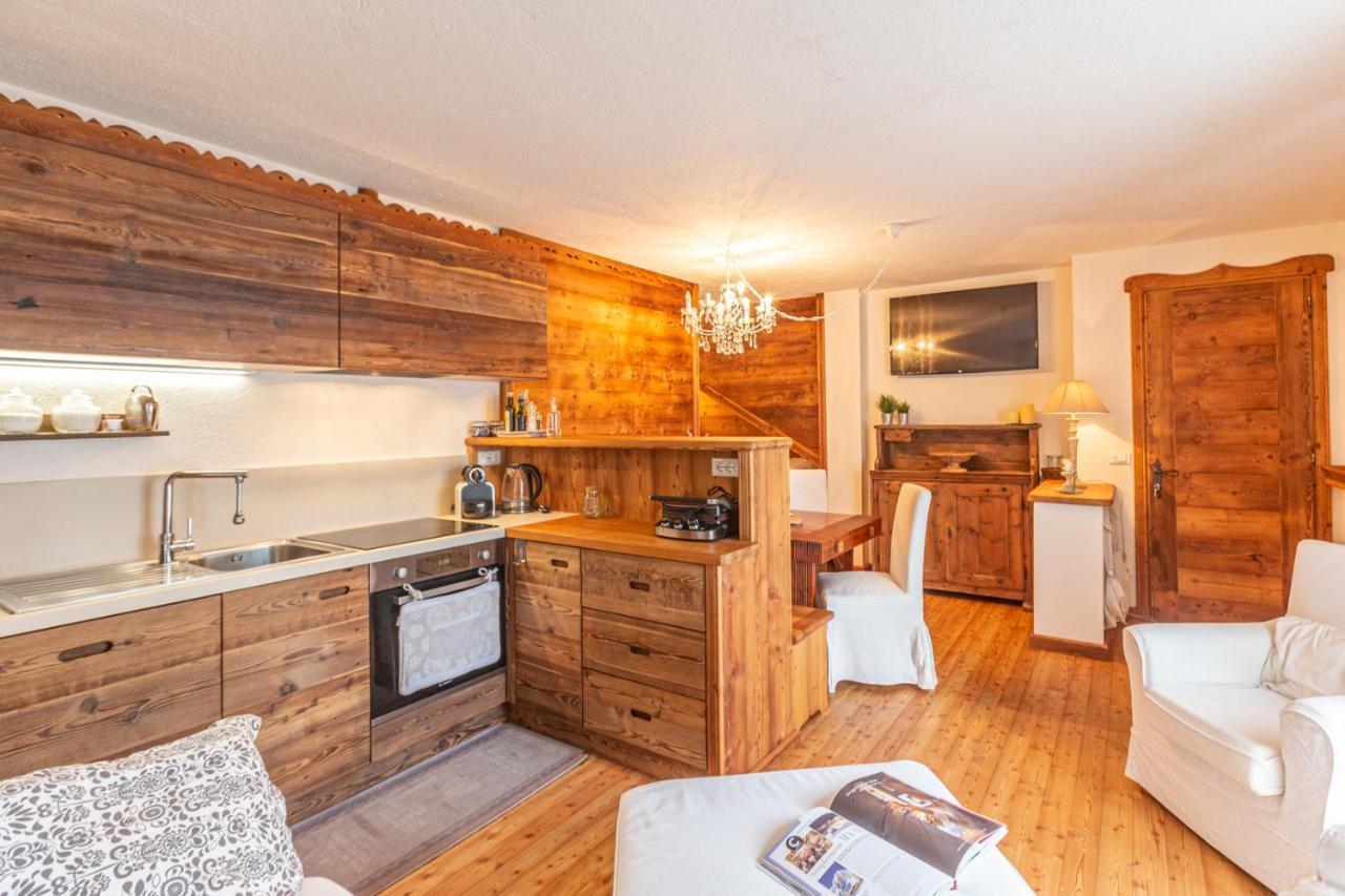 L'Atelier Du Temps - Le Petit Refuge Appartement Конье Экстерьер фото