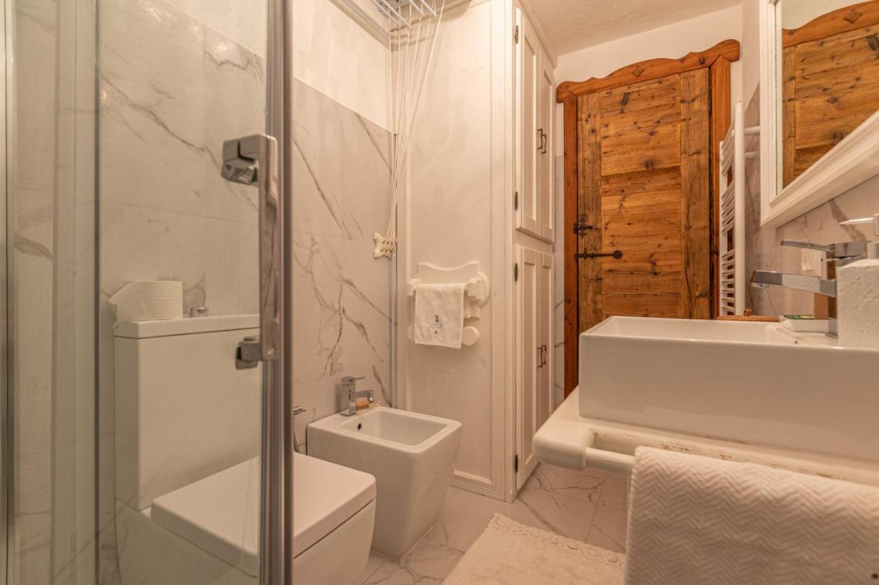 L'Atelier Du Temps - Le Petit Refuge Appartement Конье Экстерьер фото